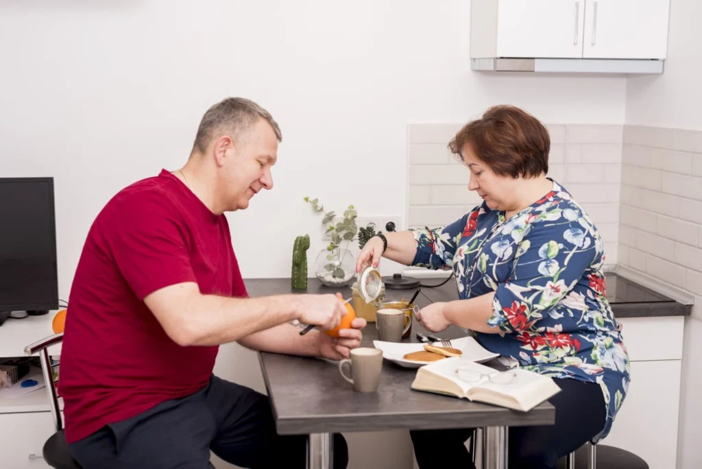 What Does a Medical Administrative Assistant Do? Supporting Home Health Care